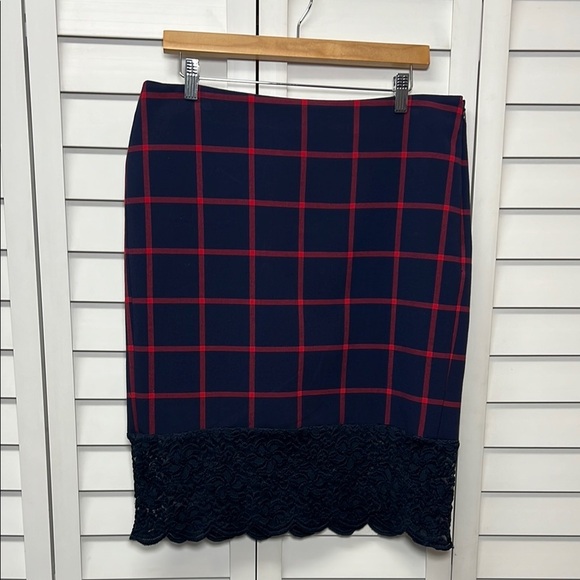 Michael Kors Plaid Lace Scalloped Hem Stretch Pencil Skirt Size 10 Navy & Red - Picture 1 of 9